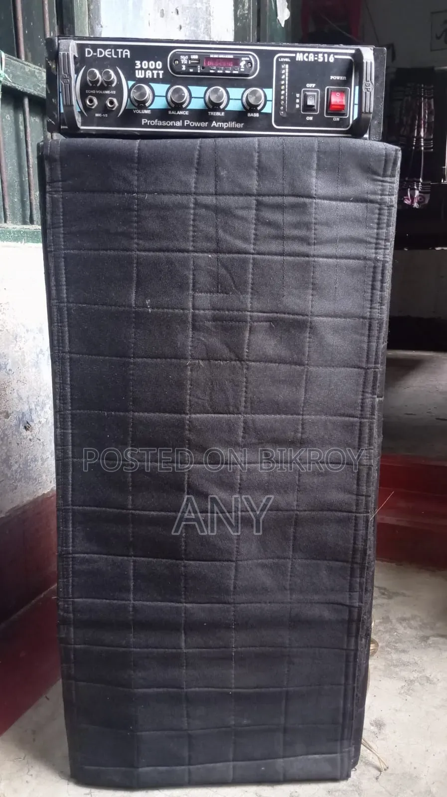 Selling due to lack of space at home and urgent need for money