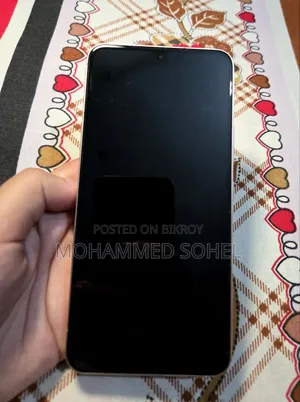 Samsung Galaxy S22 5G 256 GB Gold