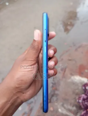 Symphony Z33 32 GB Blue