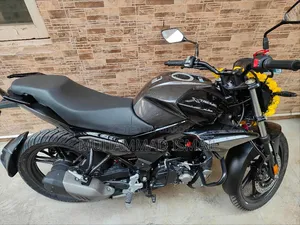 Hero Xtreme 125R 2025 Black