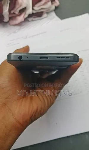 Tecno Spark Go 64 GB Black