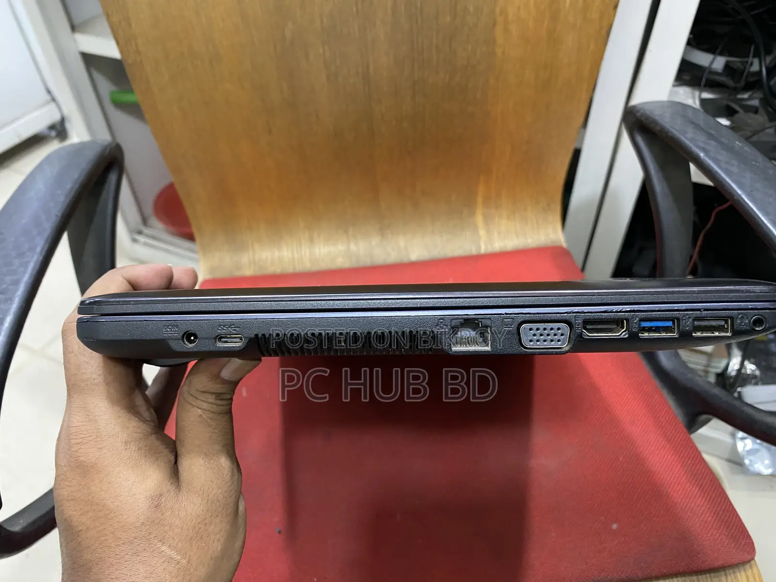 ল্যাপটপ আসুস পি২৪২০এলএ ৪জিবি ইন্টেল সেলেরন এসএসডি ১২৮জিবি