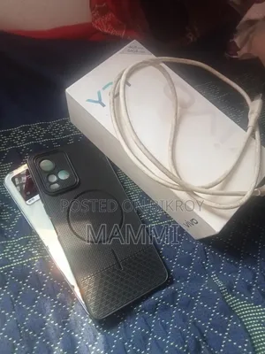 Vivo Y21 64 GB White