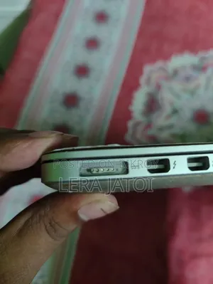 Laptop Apple MacBook 2015 8GB Intel Core I5 SSD 256GB