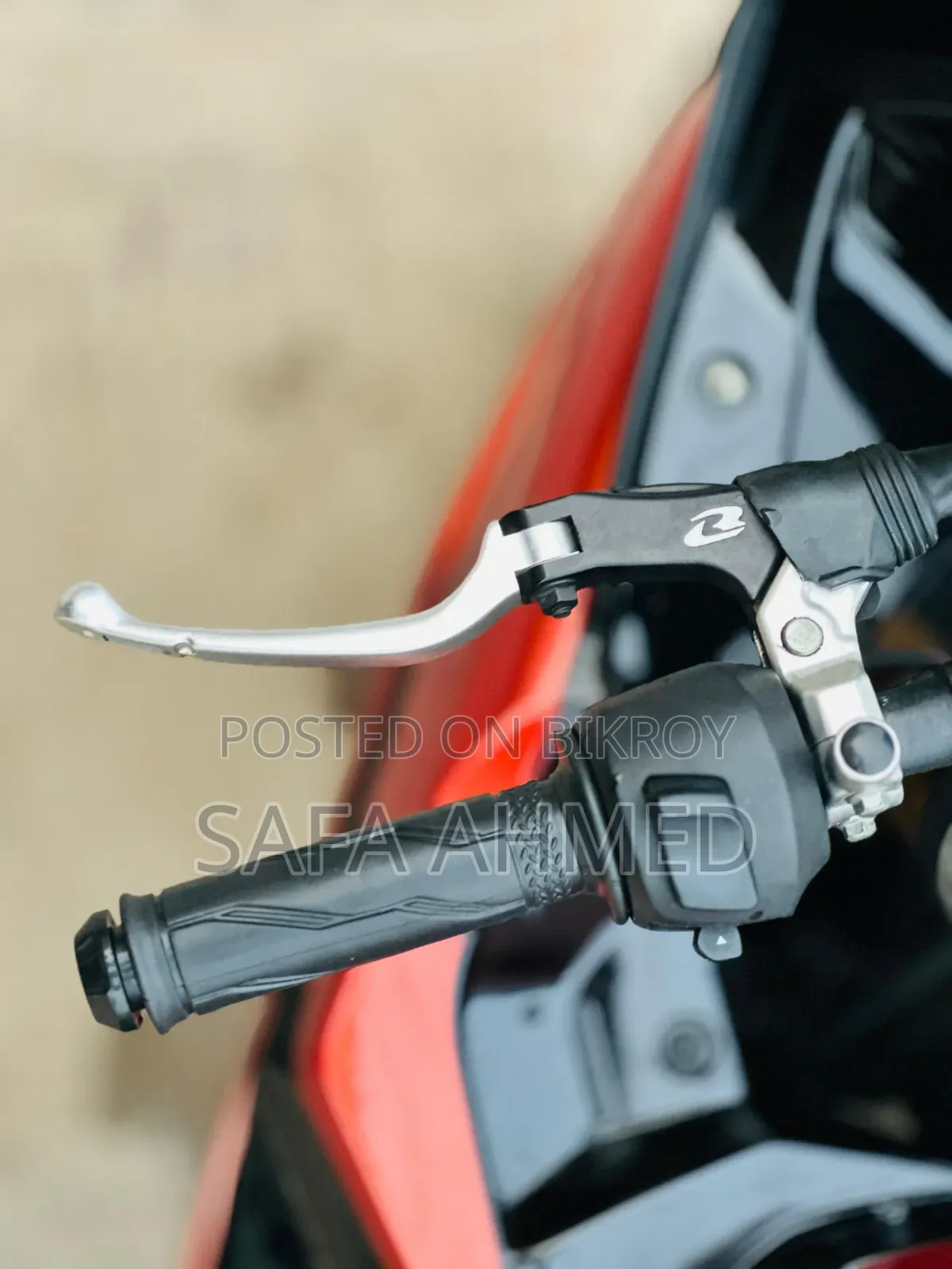Yamaha R1 2020 Orange