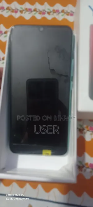 New Vivo Y11 32 GB Gray