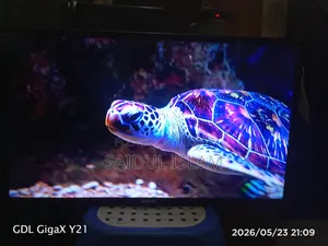 Walton 32” Smart TV – Fresh Condition