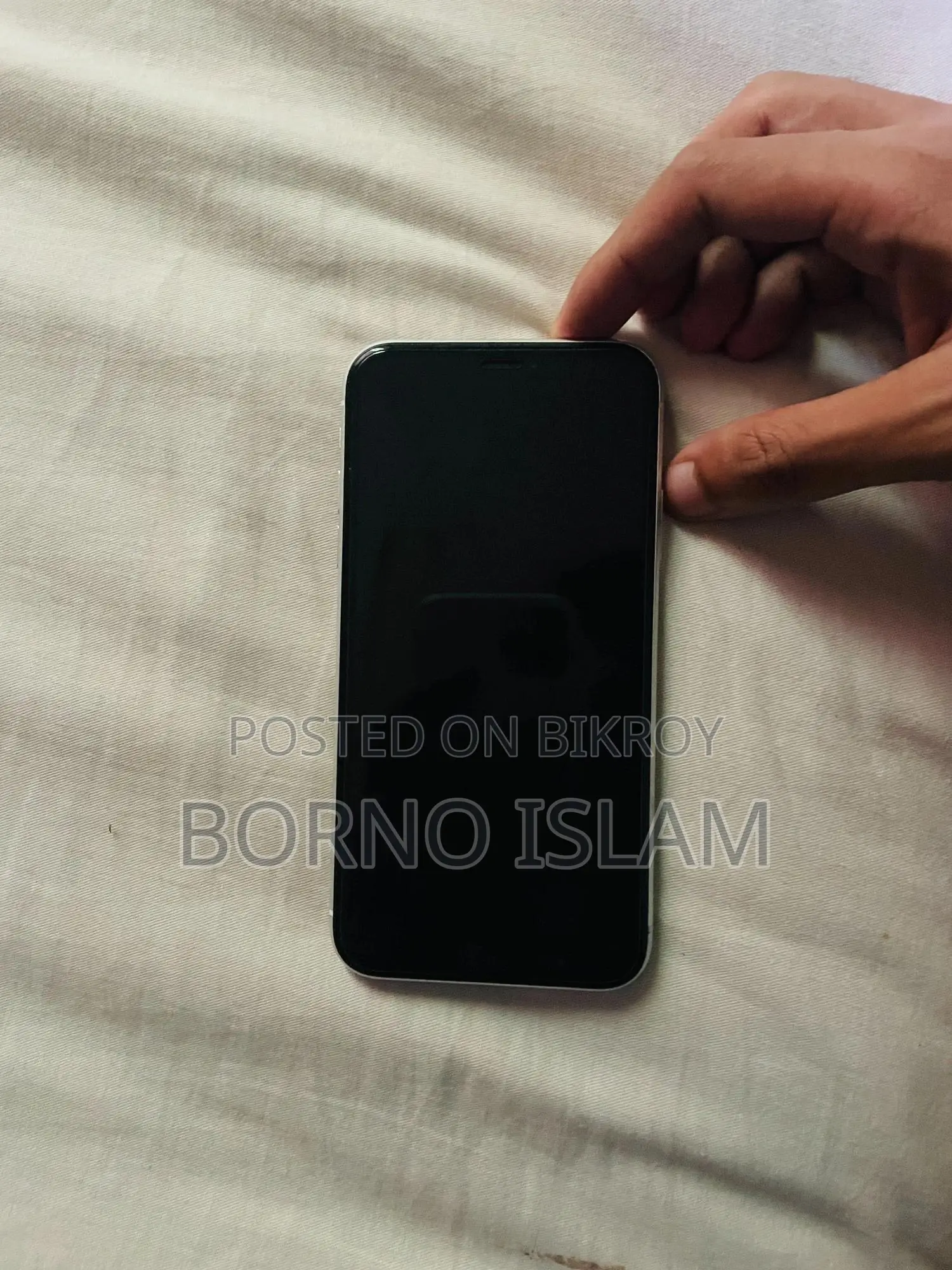 Apple iPhone XR 64 GB White