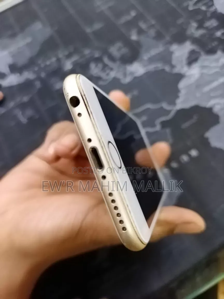 Mobile Phone 64 GB Gold