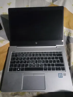 Laptop HP EliteBook 830 G6 8GB Intel Core I5 SSHD+SSD 512GB