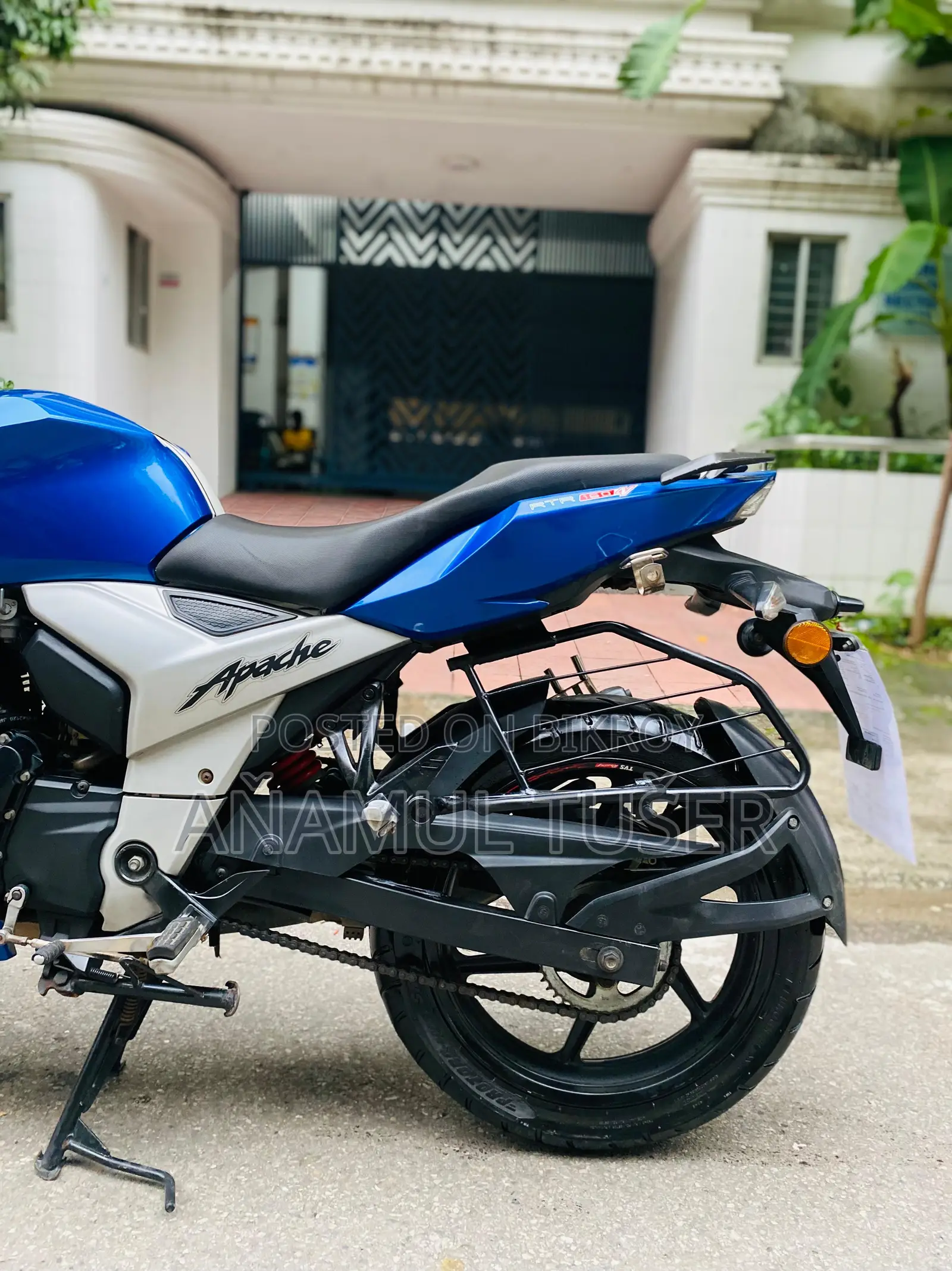 TVS Apache RTR 160 4V 2022 Blue