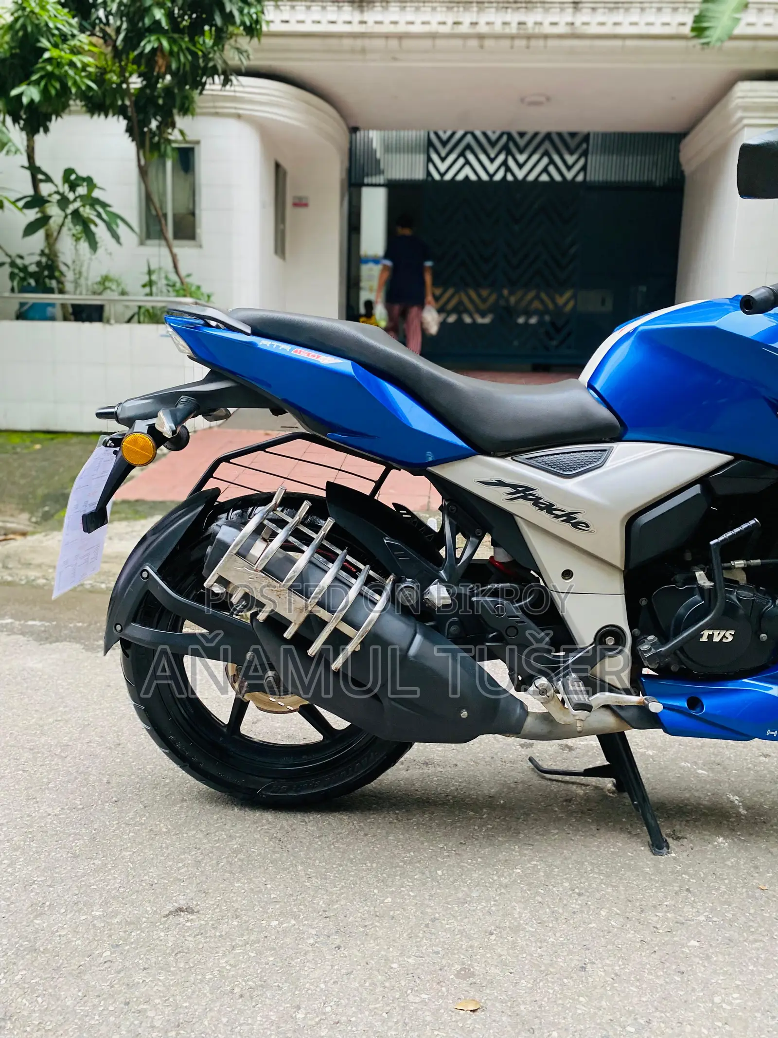 TVS Apache RTR 160 4V 2022 Blue