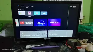 অনেক সুন্দর একটা টিভি