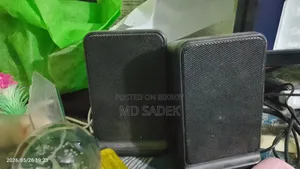 অনেক সুন্দর একটা টিভি