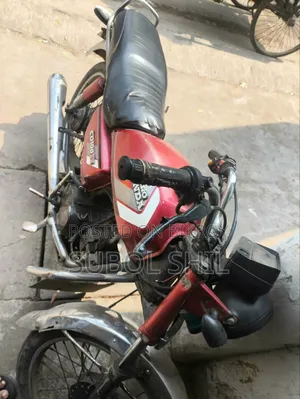 Honda 1996 Red