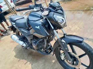 TVS Raider 125 2023 Black