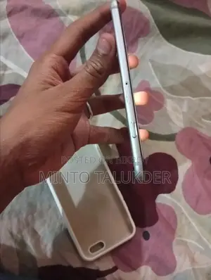 Apple iPhone 6 64 GB Silver