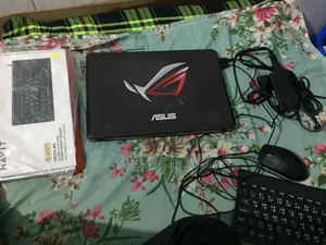 Laptop Asus 4GB Intel Celeron SSD 256GB