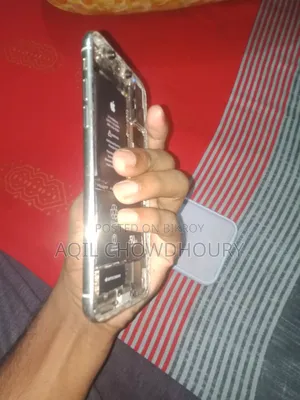 অ্যাপল আইফোন এক্স ২৫৬ জিবি সাদা