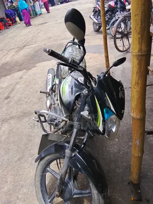 TVS Metro 2015 Green