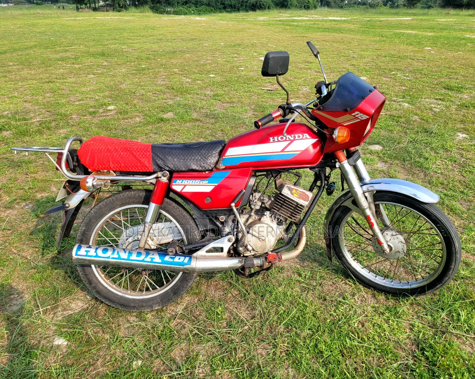 হোন্ডা ১৯৮৯ লাল