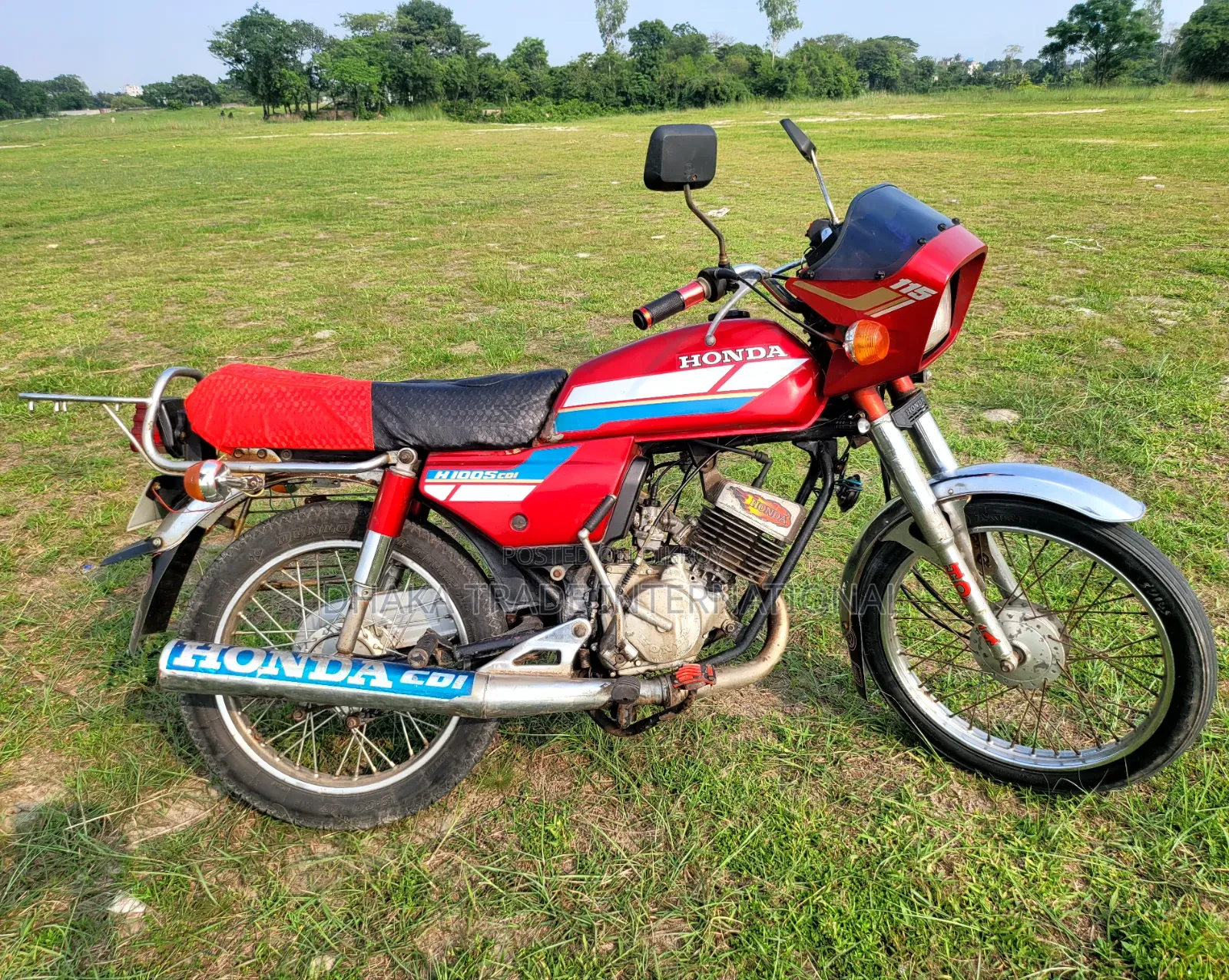 হোন্ডা ১৯৮৯ লাল