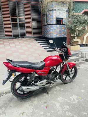 Runner Bullet 100 2019 Red
