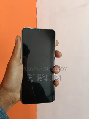 Vivo Y56 128 GB Yellow