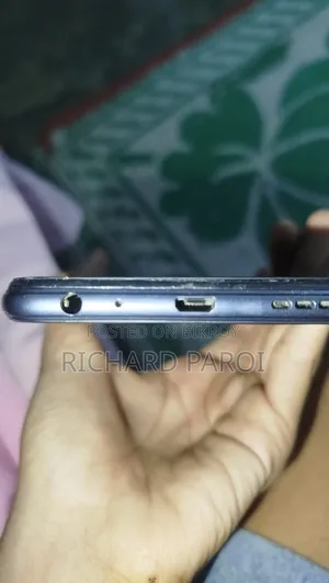 Vivo Y20 64 GB Black