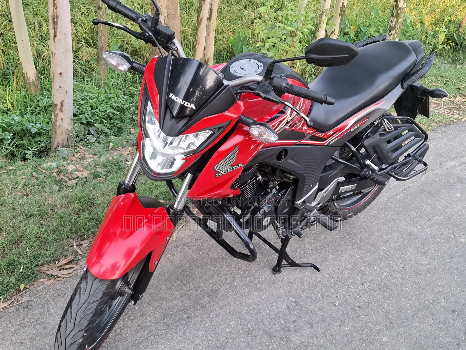 হোন্ডা হর্নেট ২০২২ রেড
