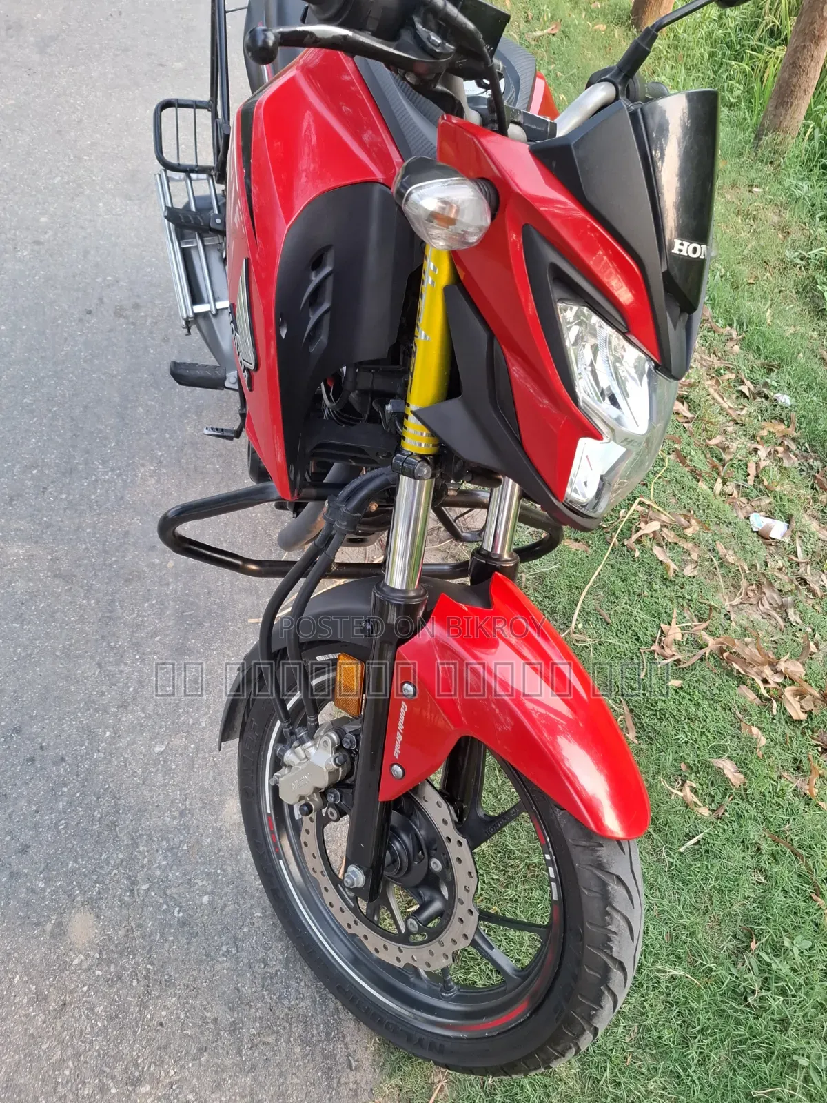 হোন্ডা হর্নেট ২০২২ রেড