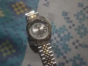 একটি ঘরি বিক্রি করা হবে