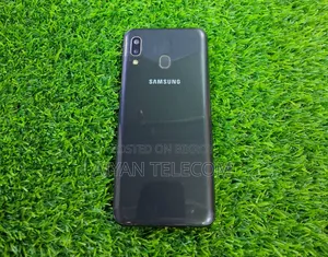 Samsung Galaxy A20 32 GB Black
