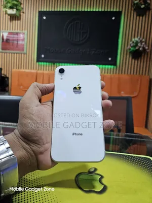 অ্যাপল আইফোন এক্সআর ১২৮ জিবি সাদা