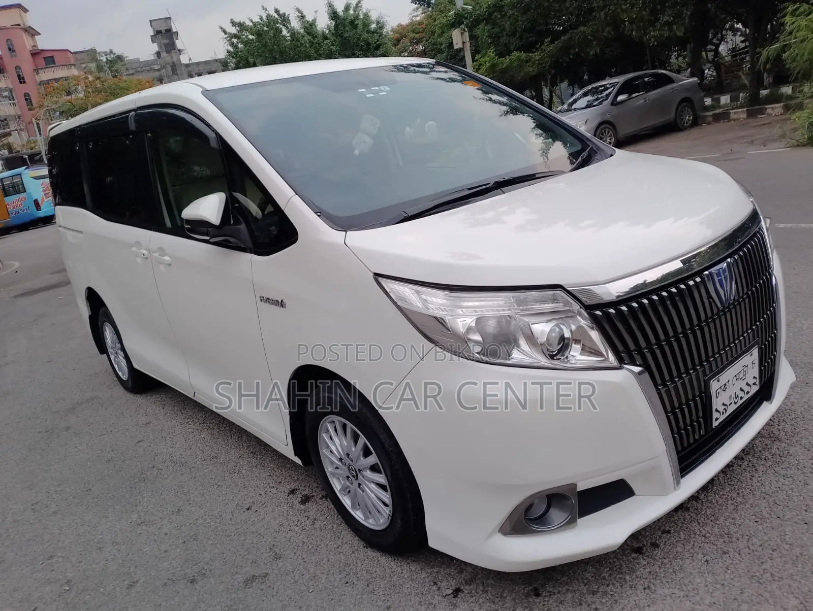 Toyota Noah 2.0 AWD (7 Seater) 2014 Pearl
