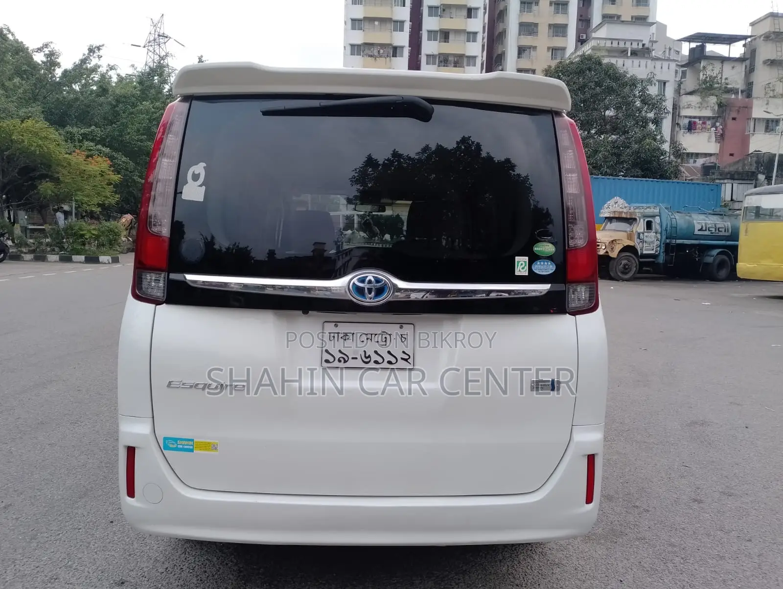 Toyota Noah 2.0 AWD (7 Seater) 2014 Pearl