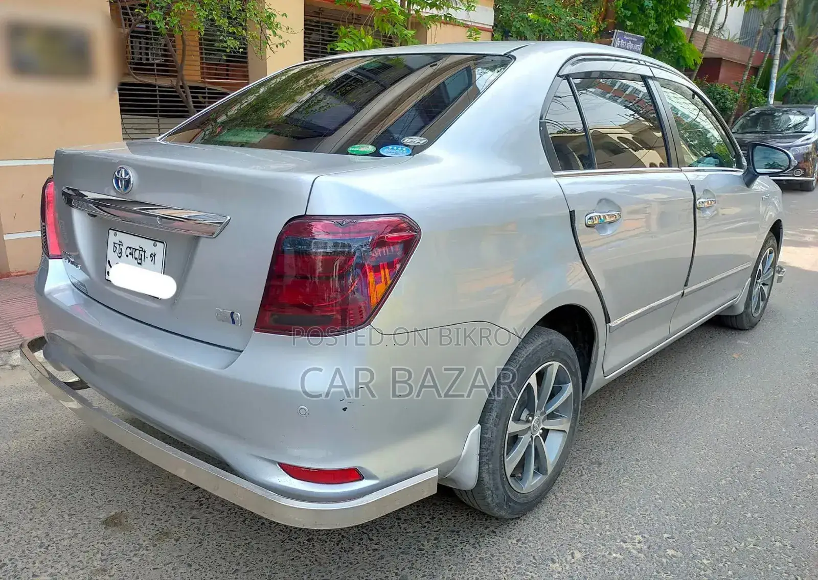 Toyota Axio 1.5 Hybrid 2WD 2015 Silver