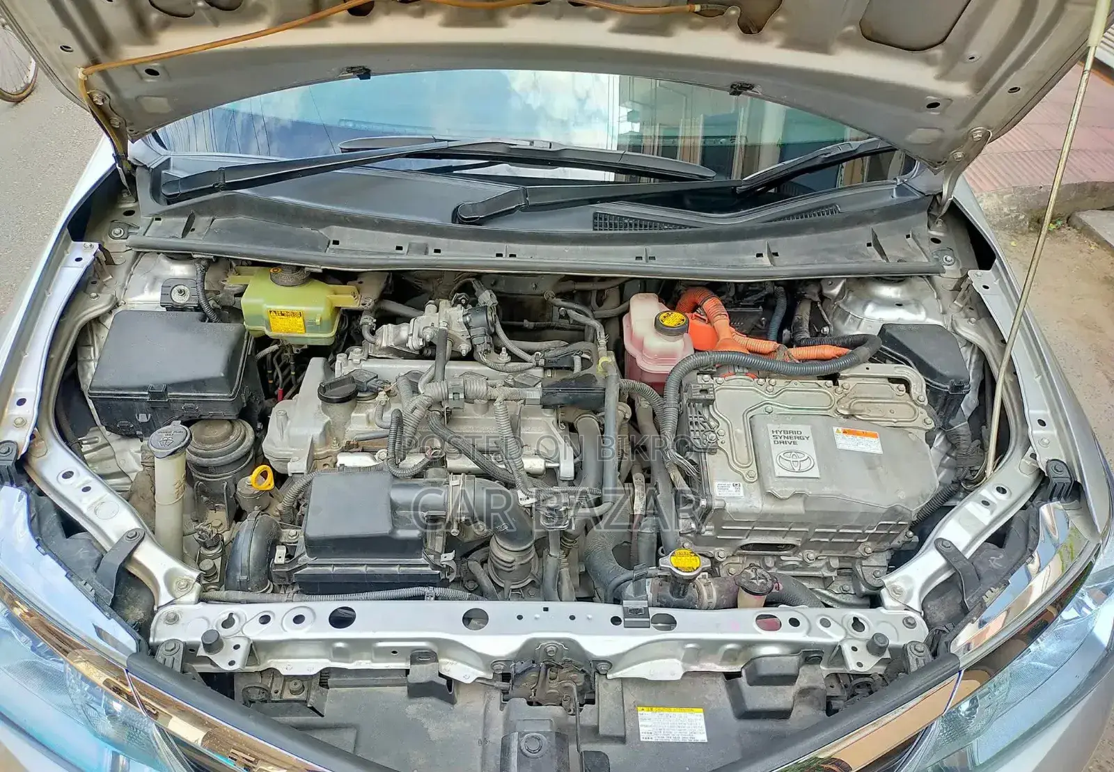 Toyota Axio 1.5 Hybrid 2WD 2015 Silver