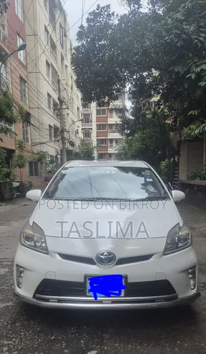 Toyota Prius 2013 Pearl