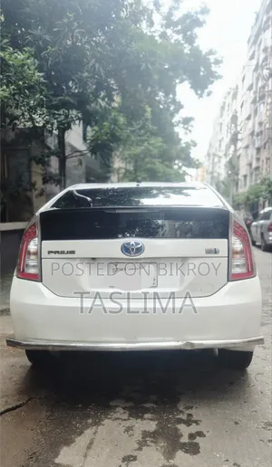 Toyota Prius 2013 Pearl