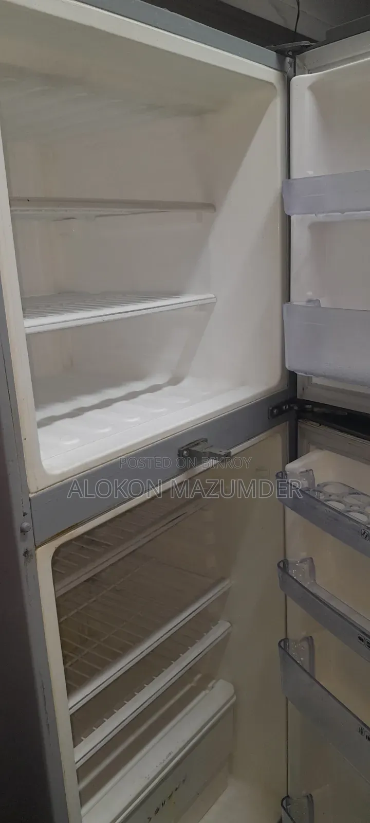 Walton Fridge 337L