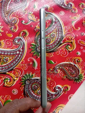 স্যামসাং গ্যালাক্সি এ২২ ১২৮ জিবি