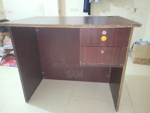 Desktop Table