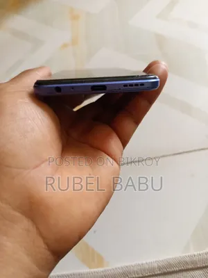 Vivo Y21 64 GB Blue