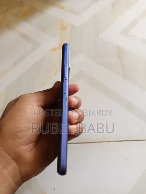 Vivo Y21 64 GB Blue