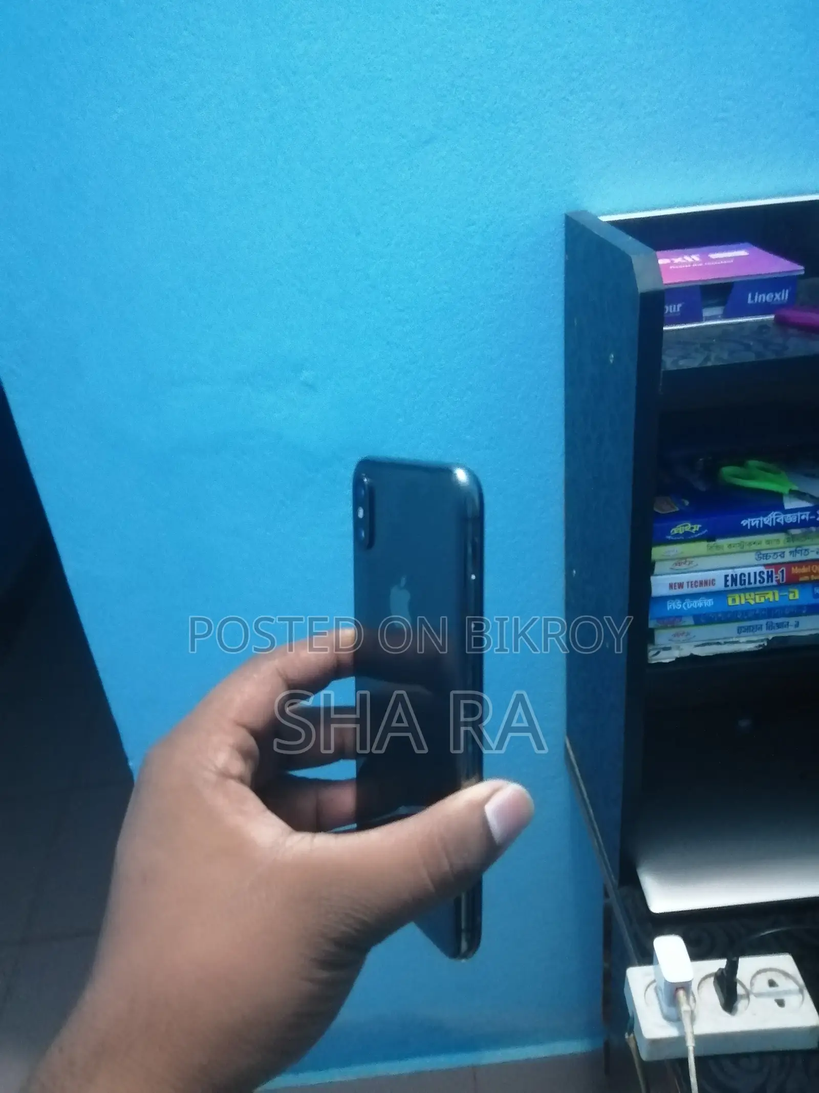 Apple iPhone X 64 GB Gray