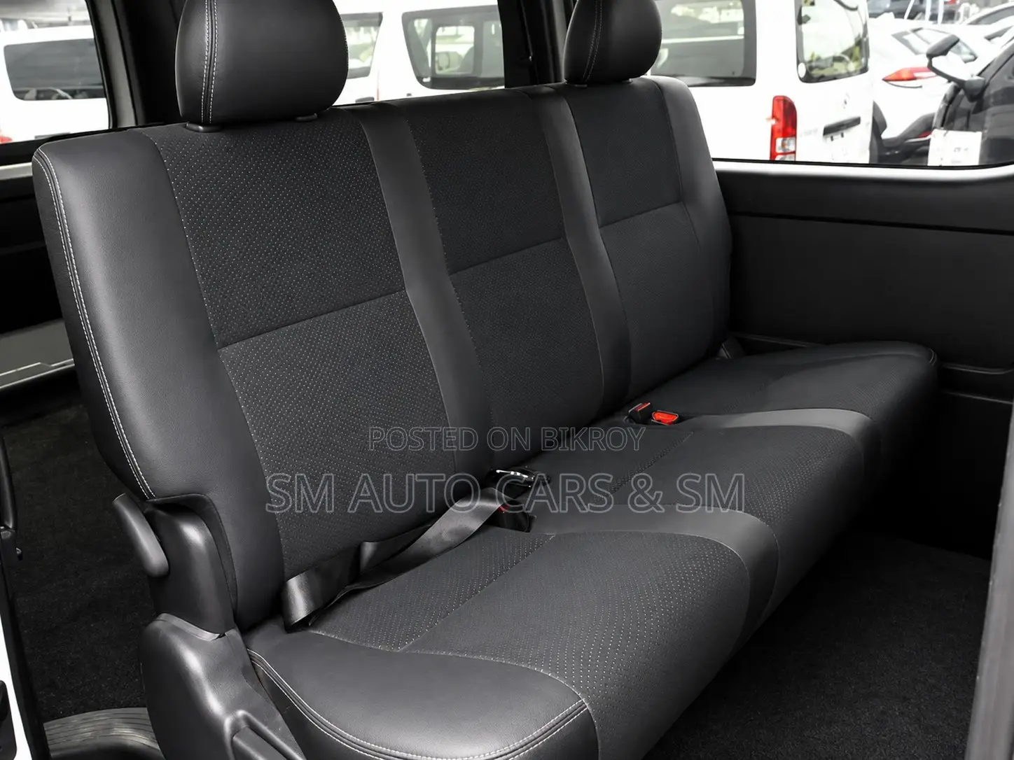 Toyota HiAce 2021 Pearl
