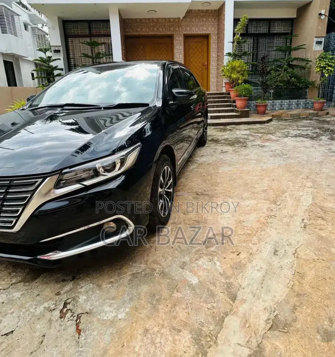 টয়োটা প্রিমিও ১.৫ ফ্রন্ট হুইল ড্রাইভ ২০১৮ কালো