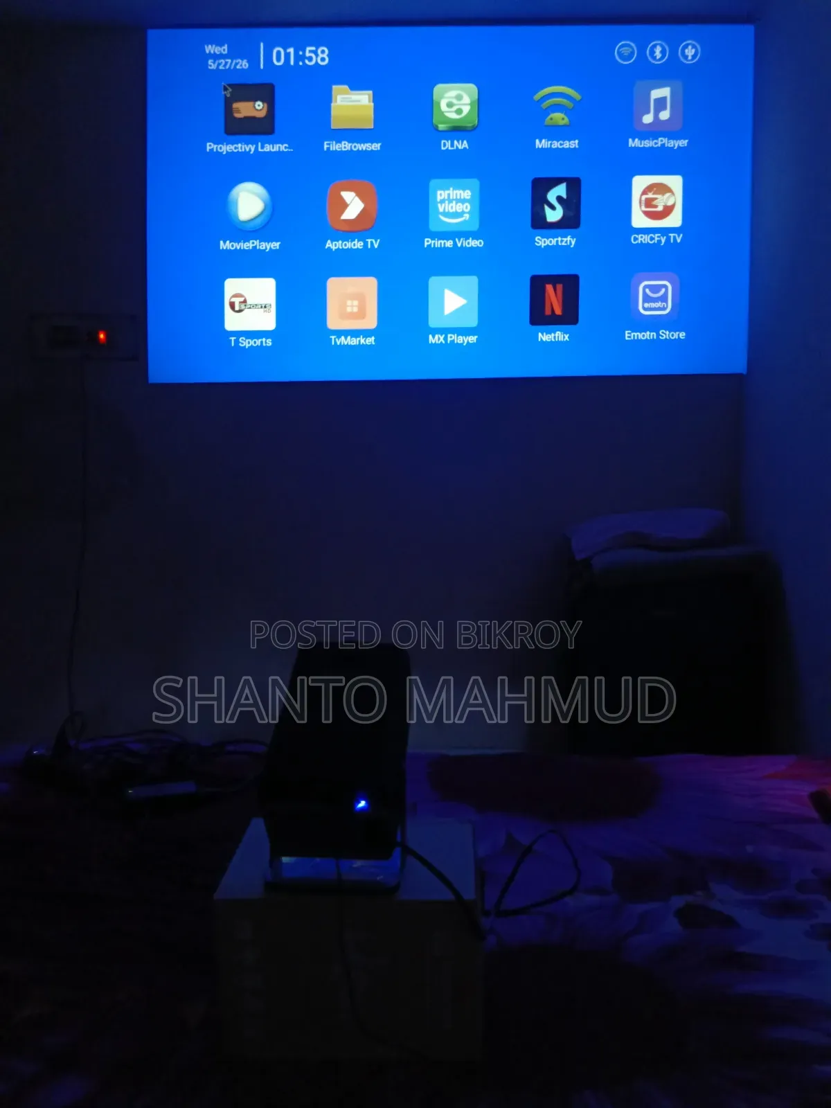 Hy 320 Mini- A Projector