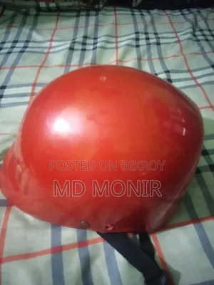 লাল হেলমেট বিক্রির জন্য